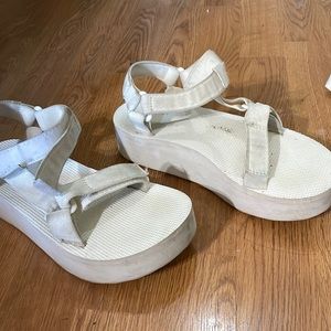 White platform Tevas